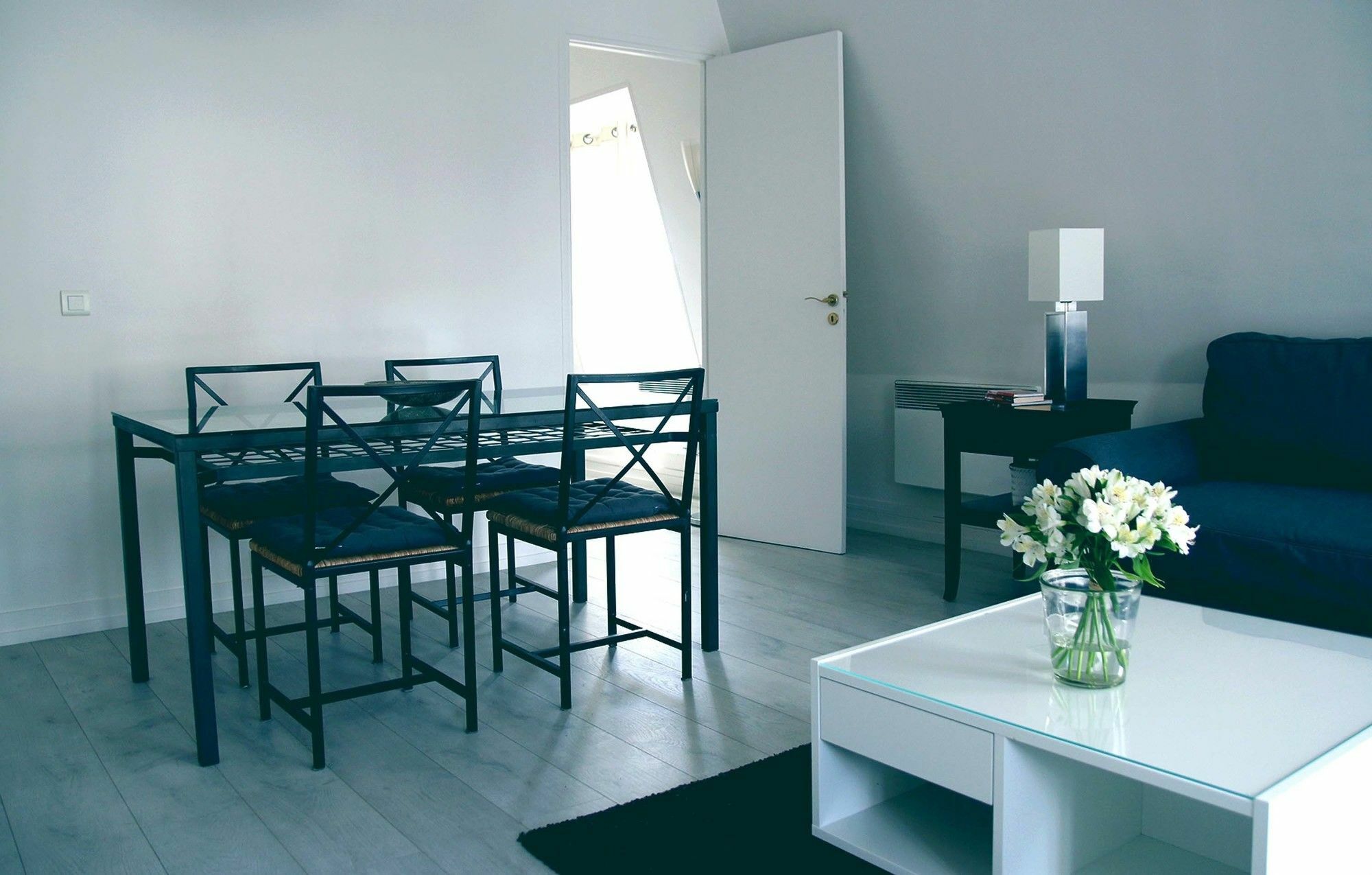 Rue De Ponthieu Central Furnished Apartment Paris Eksteriør billede