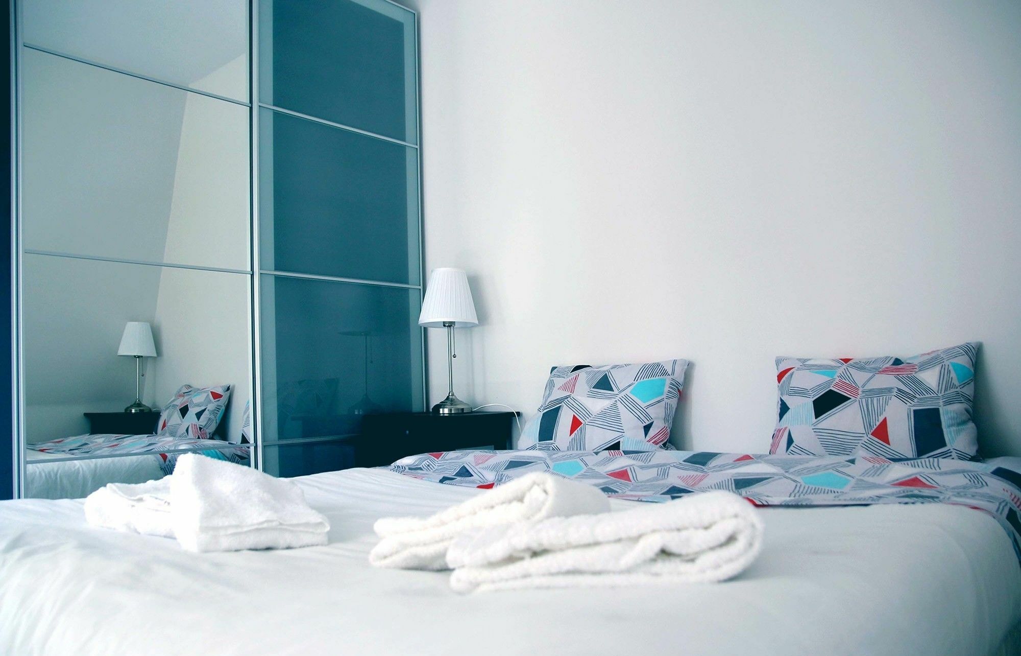 Rue De Ponthieu Central Furnished Apartment Paris Eksteriør billede